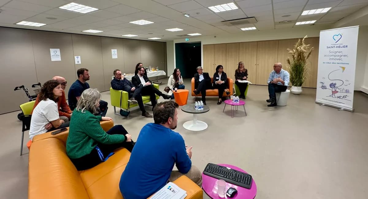 Échanges entre la Région Bretagne et les équipes du Lab Saint-Hélier