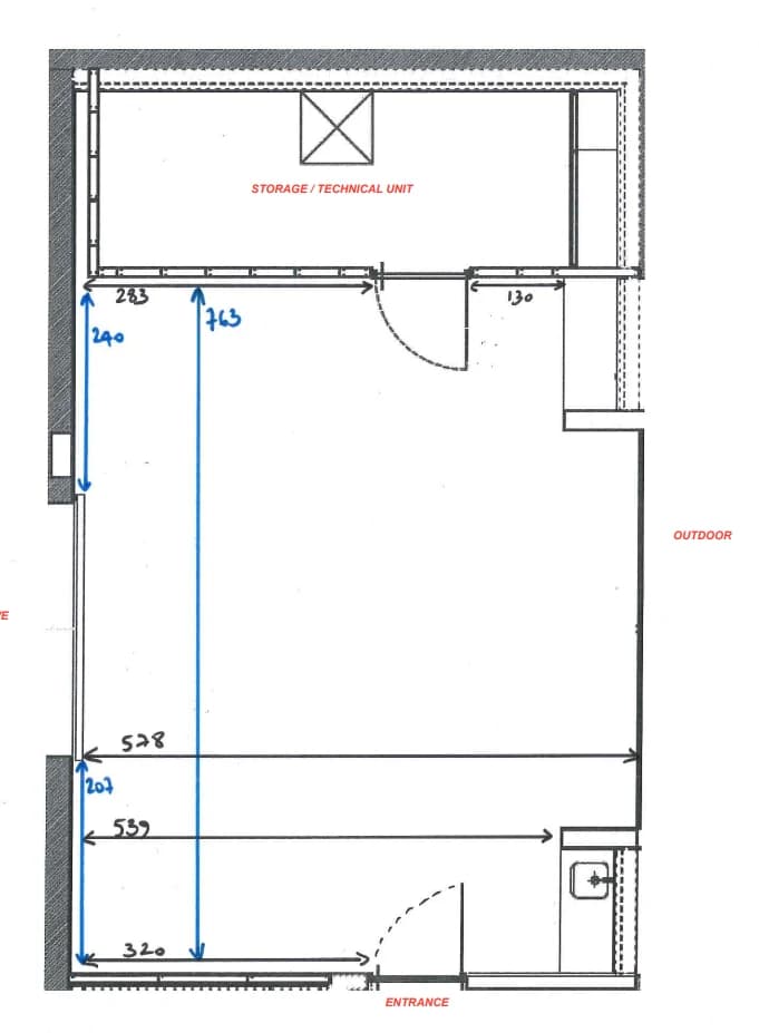 Plan de la salle de l'expérience au CCCOD, : 7,60 × 5,78 m, soit près de 44 m², pour 4 visiteurs simultanés