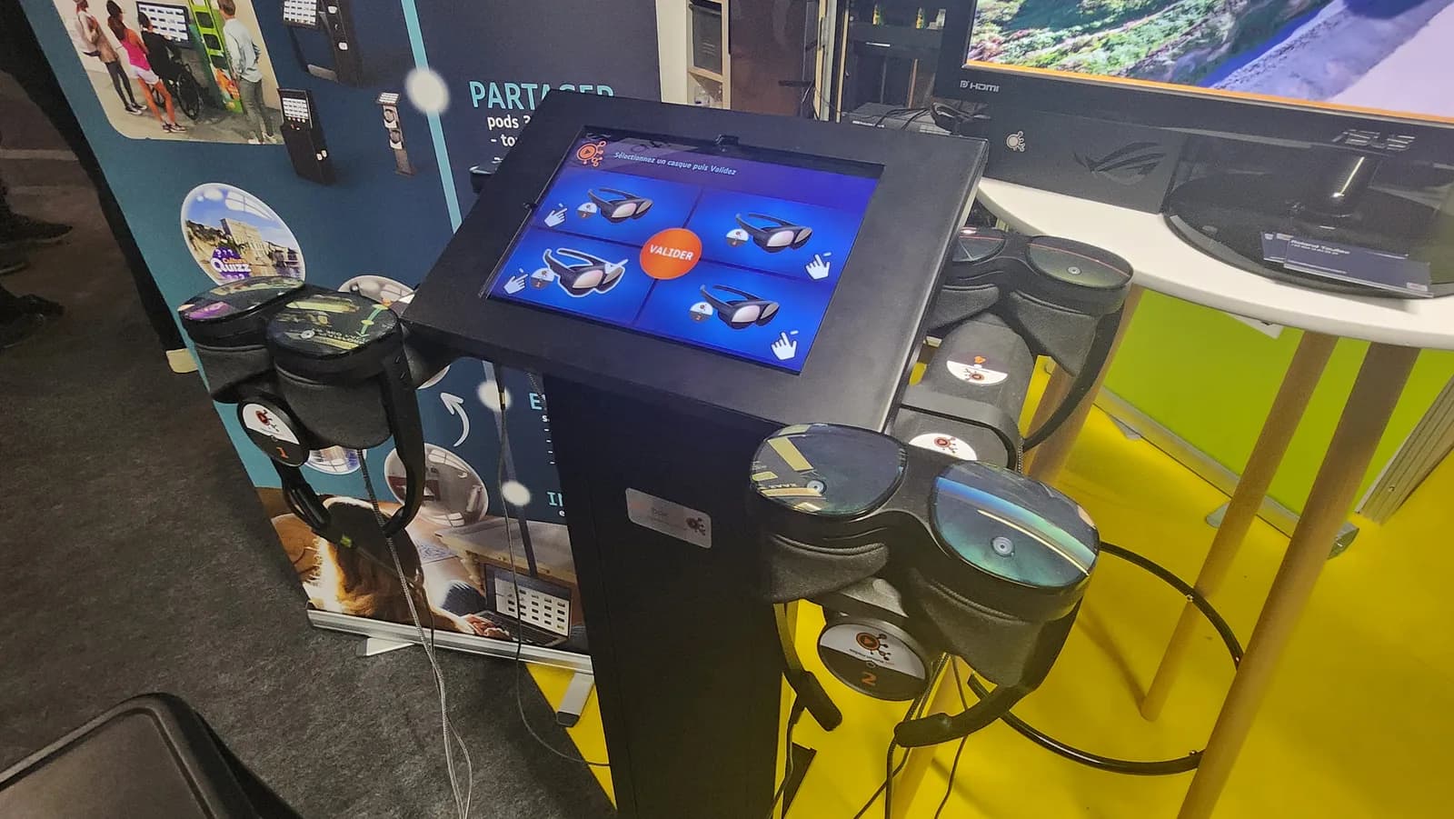 Borne VR en libre-service : l'immersion sans animateur (easykiosk360)
