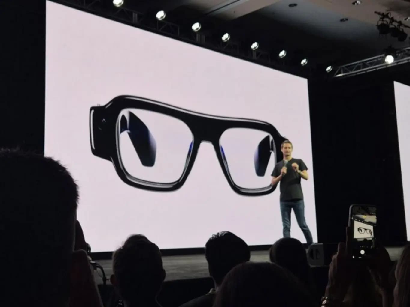 Snap Specs, Vision Pro, Google Glass : pourquoi l’innovation XR dérange