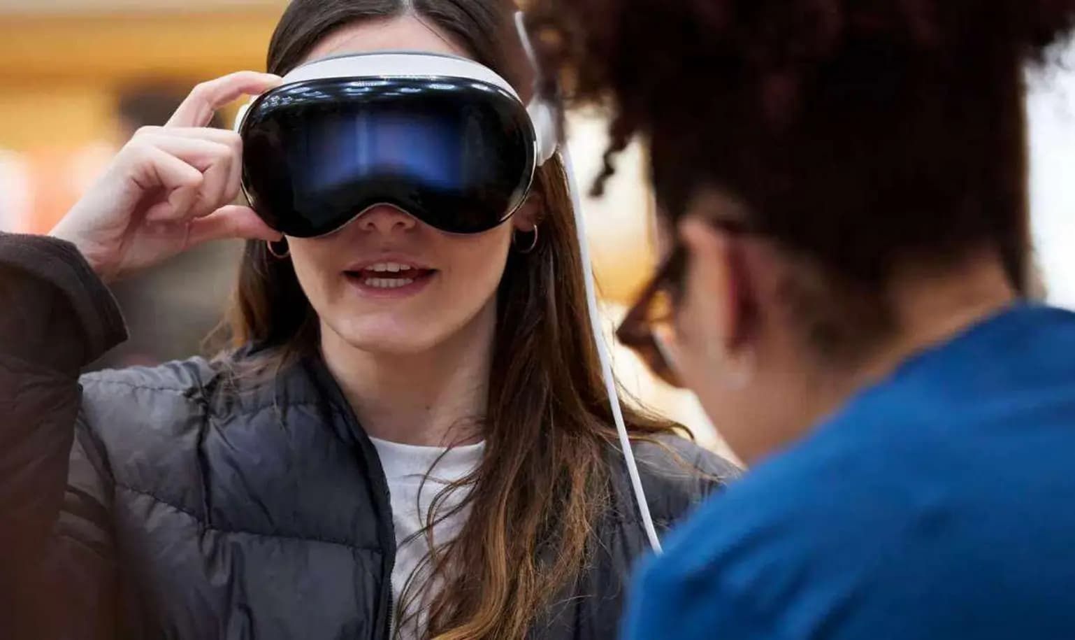 Vision Pro en magasin : la VR se gagne par l’expérience